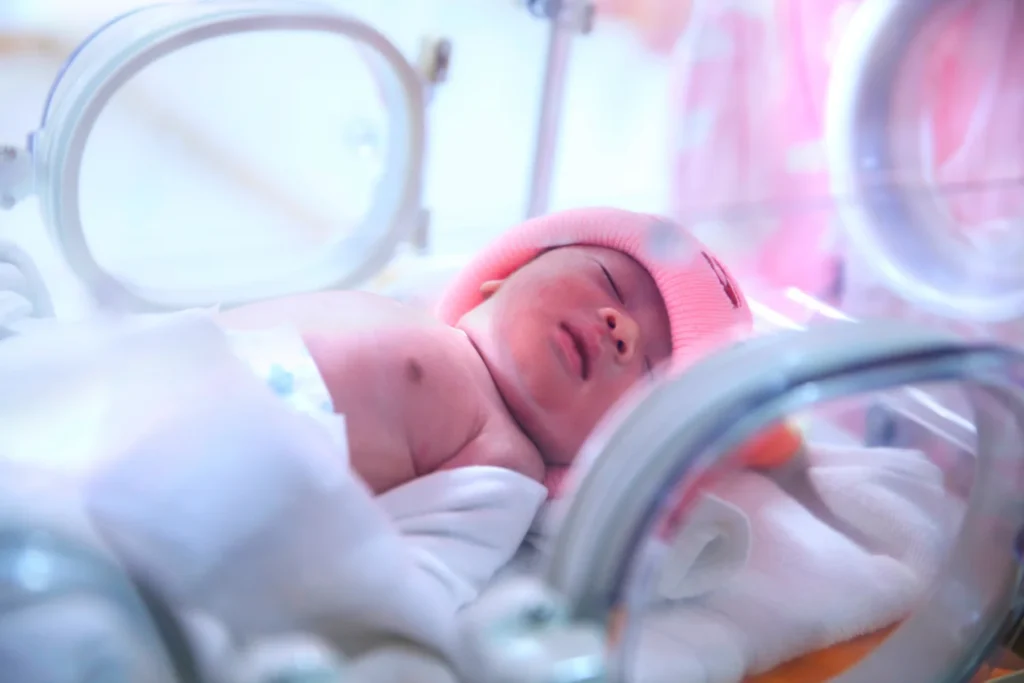 What is a Level 2 NICU? A Complete Guide for Parents / Understanding a Level 2 NICU / When Babies Need More Than a Level 2 NICU / Benefits of a Level 2 NICU / Frequently Asked Questions (FAQs) About Level 2 NICUs / Kare One Support Families