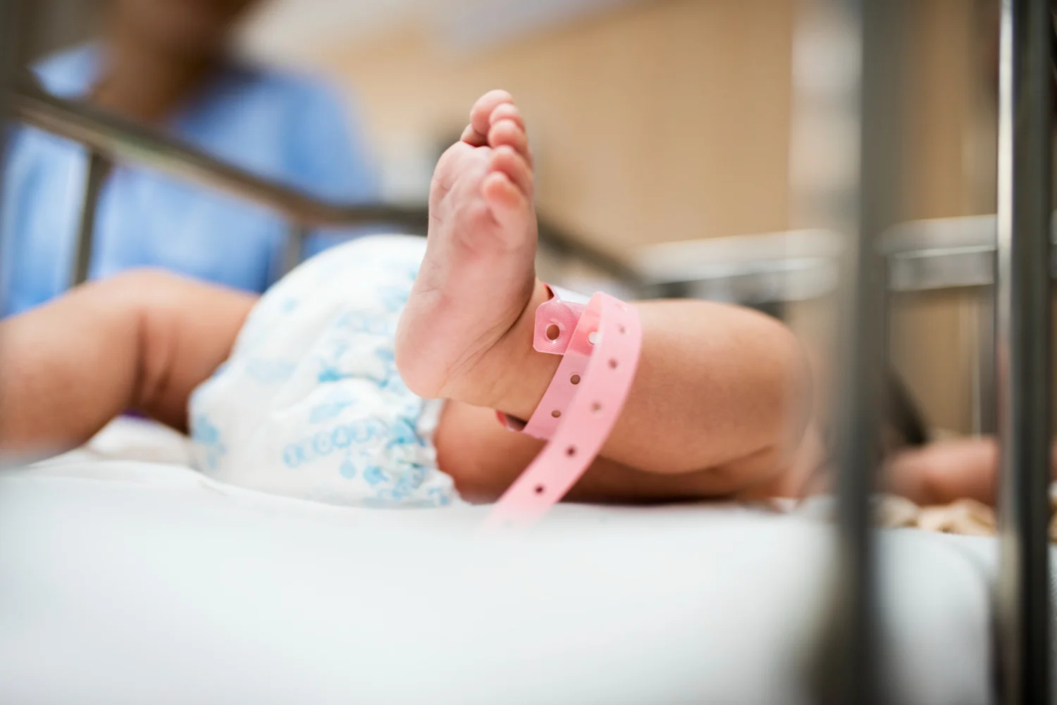 What is a Level 2 NICU? A Complete Guide for Parents / Understanding a Level 2 NICU / When Babies Need More Than a Level 2 NICU / Benefits of a Level 2 NICU / Frequently Asked Questions (FAQs) About Level 2 NICUs / Kare One Support Families